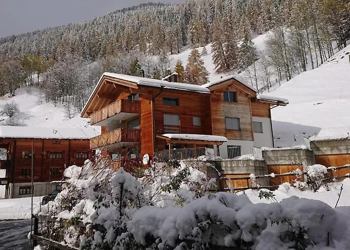 Stylish Coziness In The Cross-country Skiing Paradise Of Goms! Munster